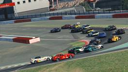 18.09.2022, 24H SERIES ESPORTS, Round 1, Spa-Francorchamps, Start action, GT4 class, iRacing