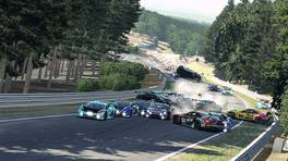 29.01.2022, AHU Endurance by VCO, Round 1, Spa-Francorchamps, Start crash, iRacing