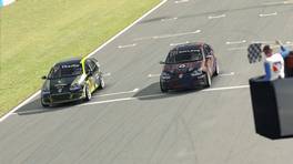 19.09.2022, VW Jetta Cup, Round 1, Donington Park Racing Circuit, National, #70, Arthur Thurtle, Project Dynamic, #22, Jon Bayliffe, Win it or Bin it Racing, iRacing