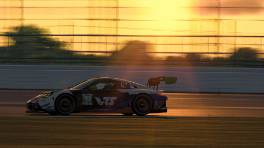 16.12.2023, IMSA Esports Michelin Global Championship, Round 4, Daytona International Speedway, #188, VRS Coanda Junior Porsche 911 GT3 R (992): Oscar Py, Xander Reed, iRacing