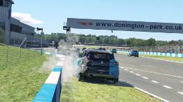 22.05.2023, The Racing Line Clio Cup, Round 5, Donington National, Daniel Downing, Slow in Slide out, iRacing