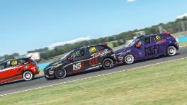 22.05.2023, The Racing Line Clio Cup, Round 5, Donington National, Anders Kejser, NSR Red, Jan Weisswang, Meatball Motorsport, iRacing